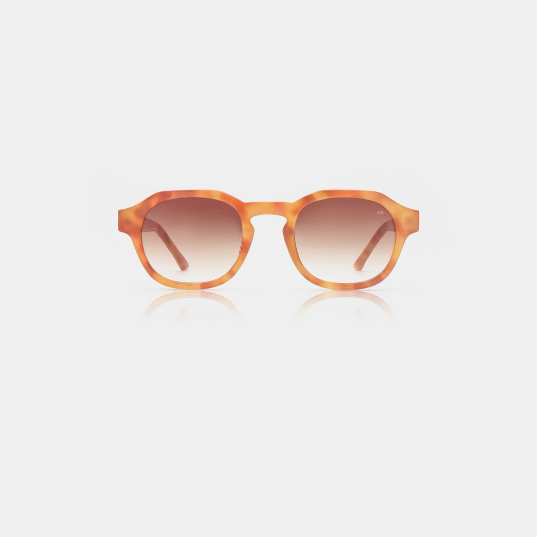 A.Kjærbede | Zan Burnt Amber Sunglasses