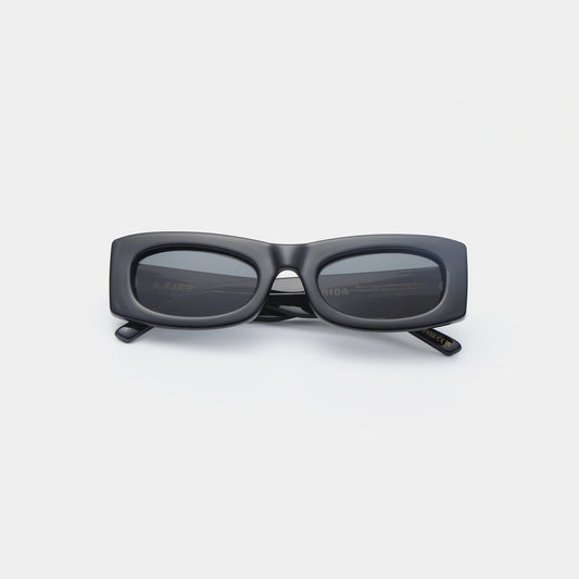 A.Kjærbede | Frida Black Sunglasses