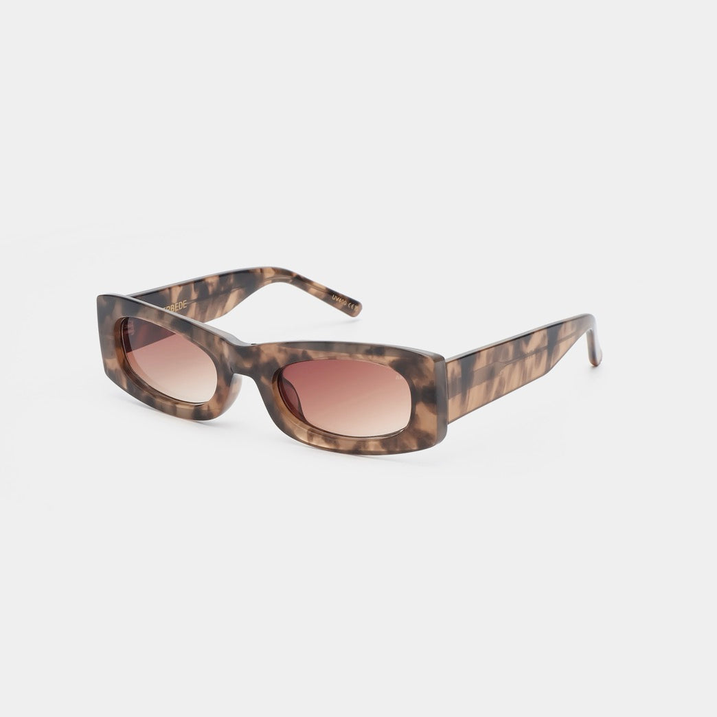 A.Kjærbede | Frida Coquina Sunglasses